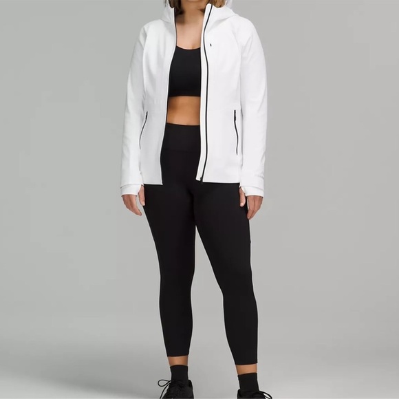lululemon “Cross Chill Performance” jacket White